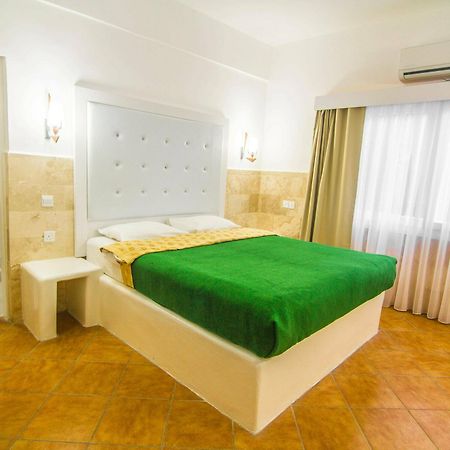 The Pine Bay Club Hotel Kyrenia  Luaran gambar